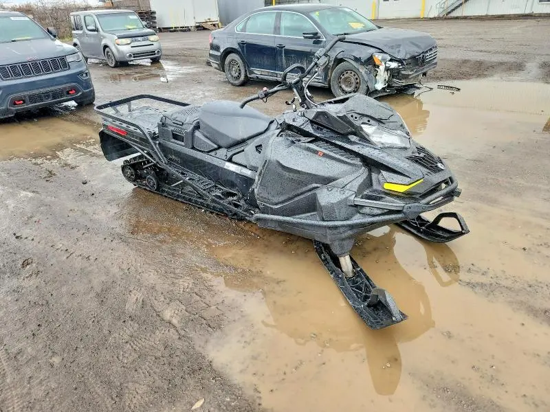 SKI-DOO SKANDIC LE 2023
