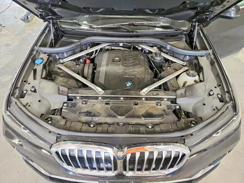 BMW X7 2022 VIN 5UXCW2C03N9M42789