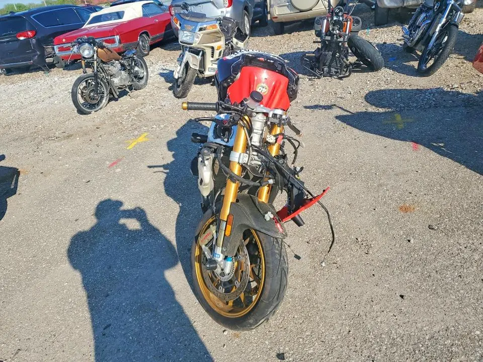 APRILIA MOTORCYCLE 2012