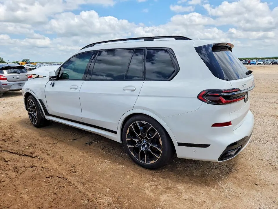 BMW X7 2026 VIN 5UX23EM03T9218133
