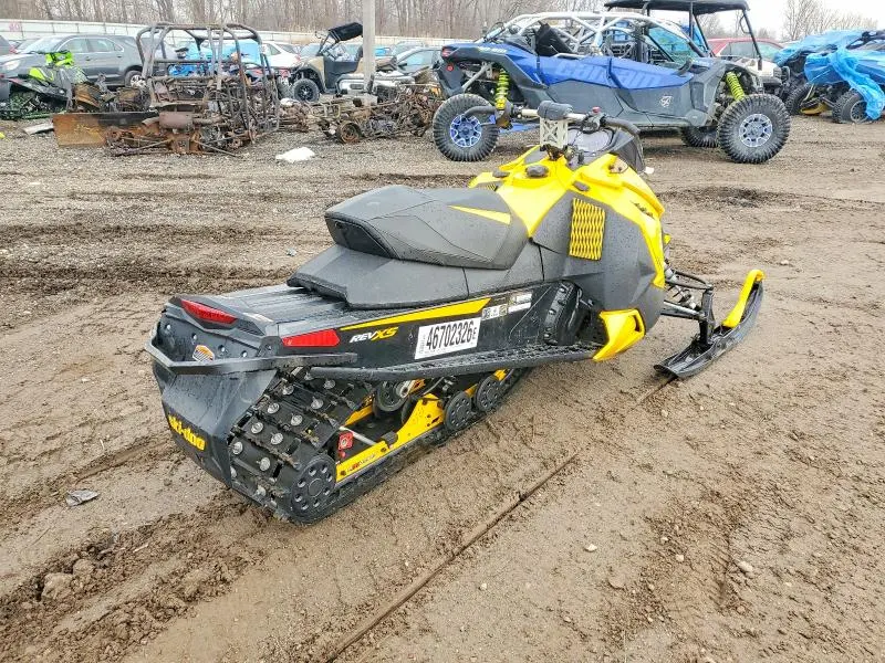 SKI-DOO MXZ TNT 80 2013