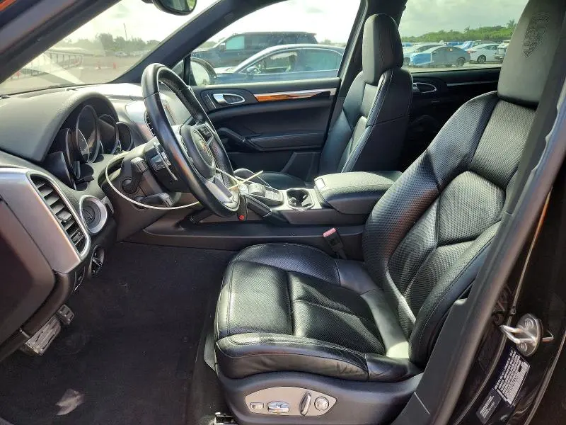PORSCHE CAYENNE 2017 VIN WP1AE2A27HLA74946