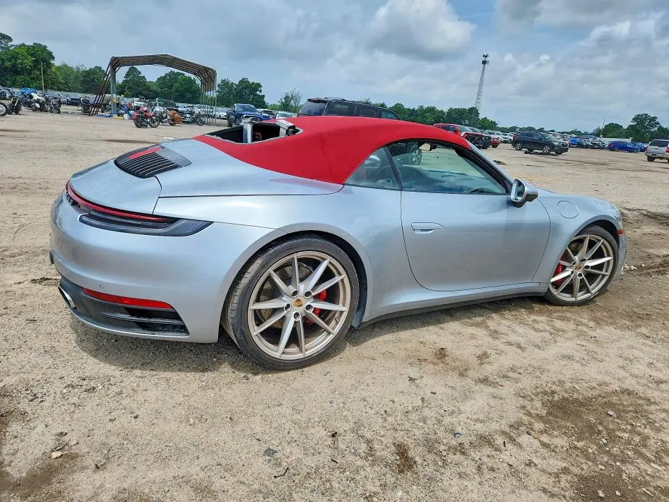 2020 PORSCHE 911