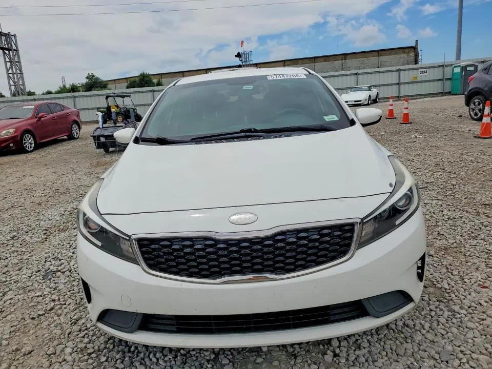 KIA FORTE 2017 VIN 3KPFK4A71HE109593