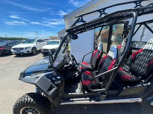 POLARIS SIDEBYSIDE 2014