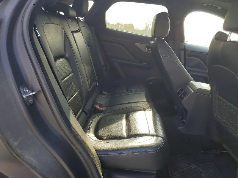 JAGUAR F-PACE 2020 VIN SADCM2FV3LA640321