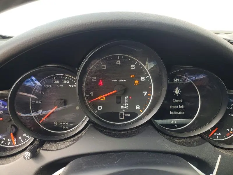 PORSCHE CAYENNE 2017 VIN WP1AA2A23HKA86481