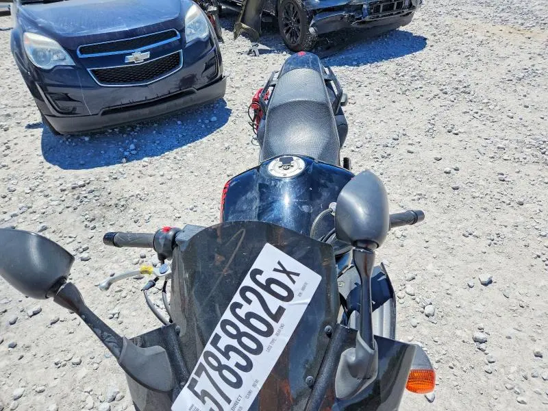 YAMAHA FZS10 2001