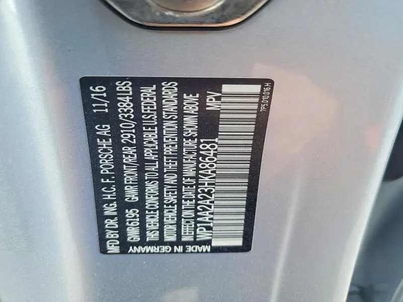 PORSCHE CAYENNE 2017 VIN WP1AA2A23HKA86481