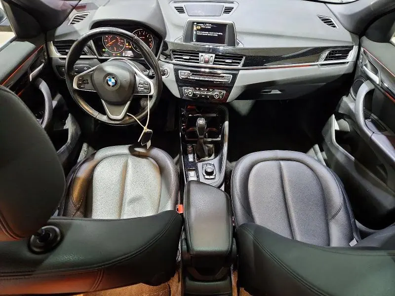 BMW X1 2016 VIN WBXHT3Z30G4A50527