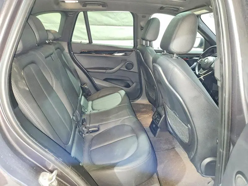BMW X1 2016 VIN WBXHT3Z30G4A50527