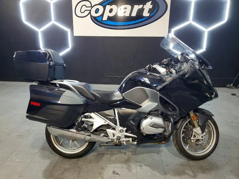 BMW MOTORCYCLE 2017