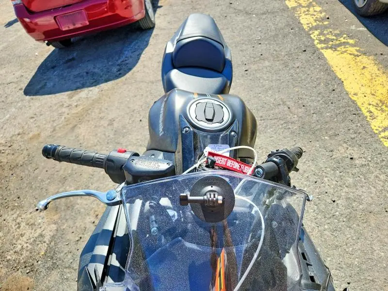 KAWASAKI EX 2023