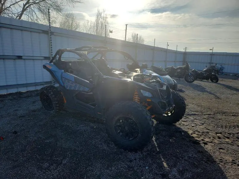 CAN-AM MAVERICK 2025