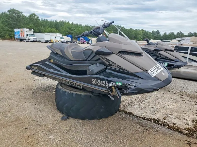 YAMAHA GP 1800B-Y 2022