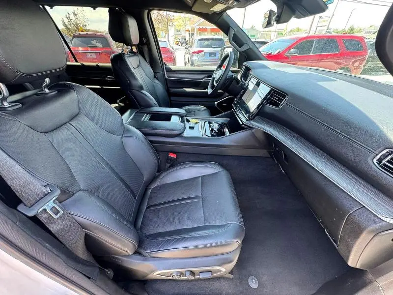 JEEP WAGONEER 2023 VIN 1C4SJSBP9PS557564