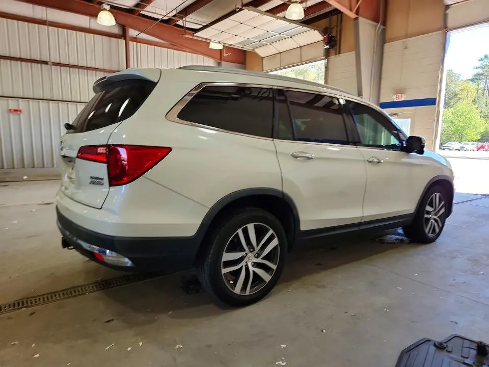 HONDA PILOT 2016 VIN 5FNYF6H99GB124528