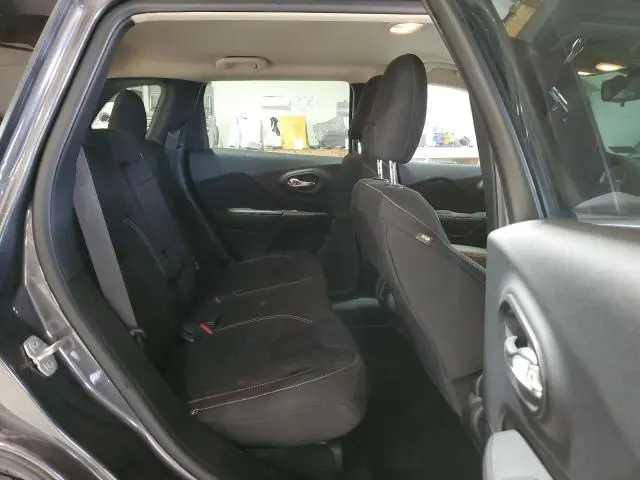 JEEP GRAND CHER 2015 VIN 1C4PJMCB6FW505062