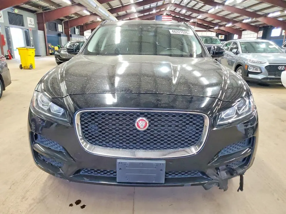 JAGUAR F-PACE 2017 VIN SADCJ2BVXHA880147