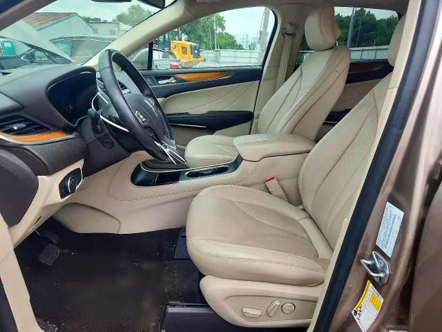 LINCOLN MKC 2019 VIN 5LMCJ2C91KUL17225