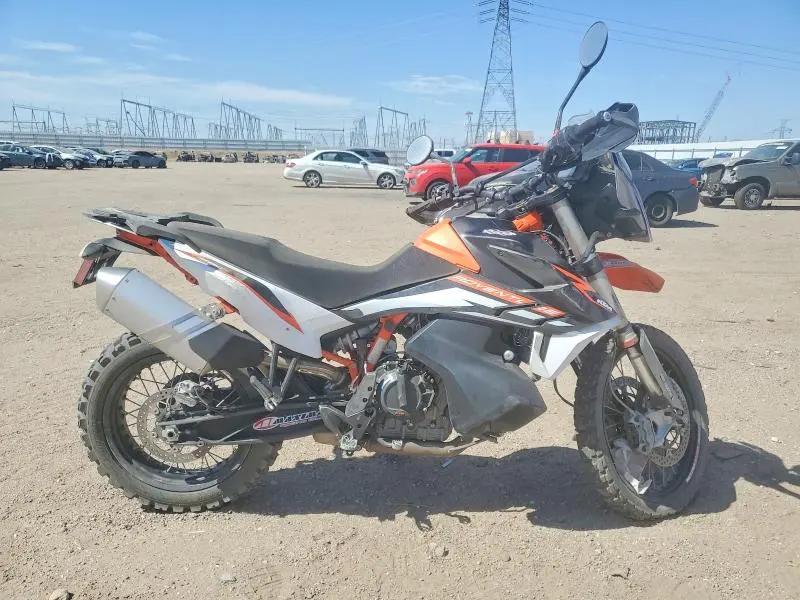 KTM 890 ADVENT 2021