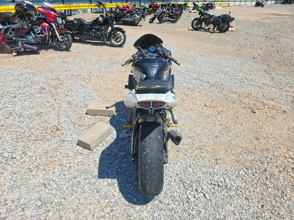 YAMAHA YZF 2005