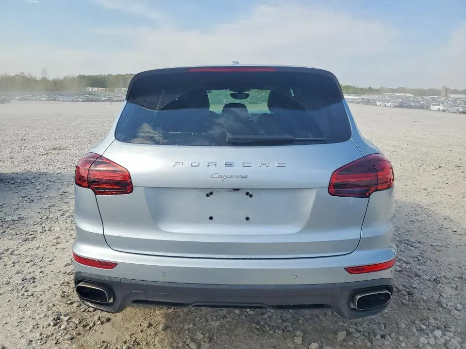 PORSCHE CAYENNE 2017 VIN WP1AA2A23HKA86481