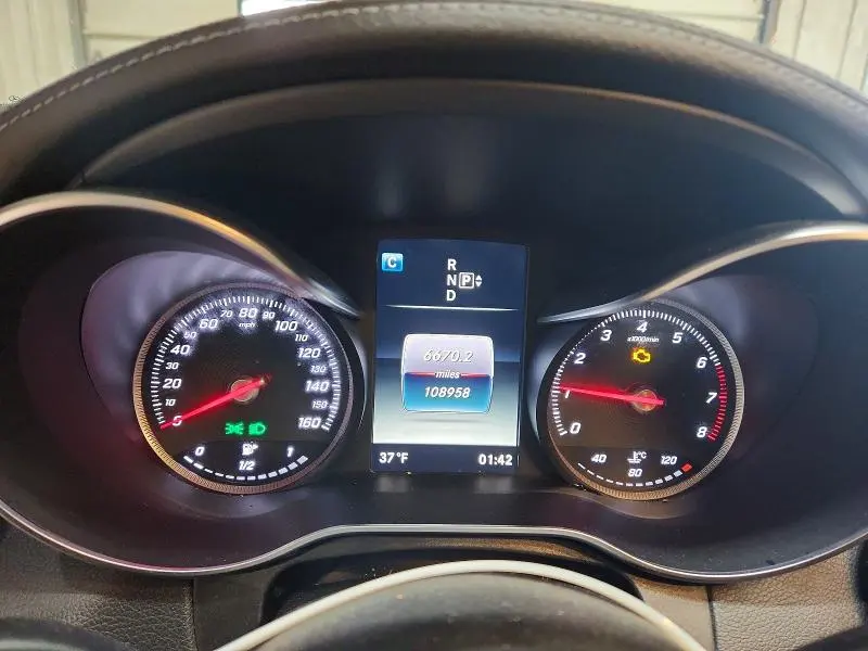 MERCEDES-BENZ C 2015 VIN 55SWF4KB5FU011549