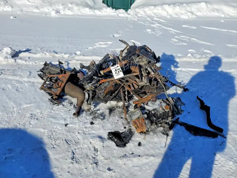 ARCTIC-CAT SNOWMOBILE 2000
