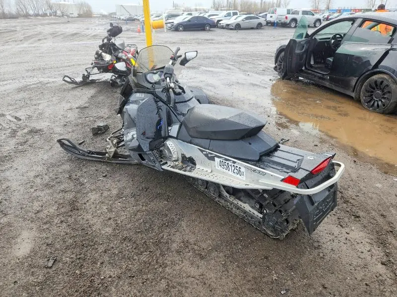 SKI-DOO MX Z X 120 2009