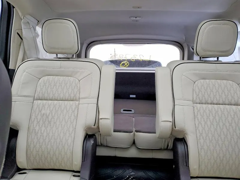 LINCOLN AVIATOR 2023 VIN 5LM5J9XC0PGL23725