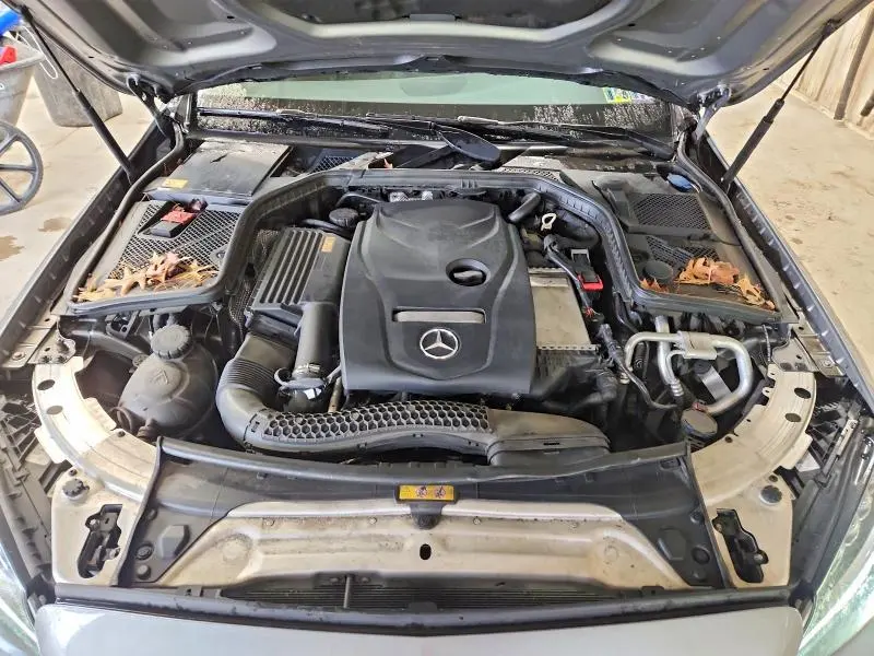 MERCEDES-BENZ C 2015 VIN 55SWF4KB5FU011549