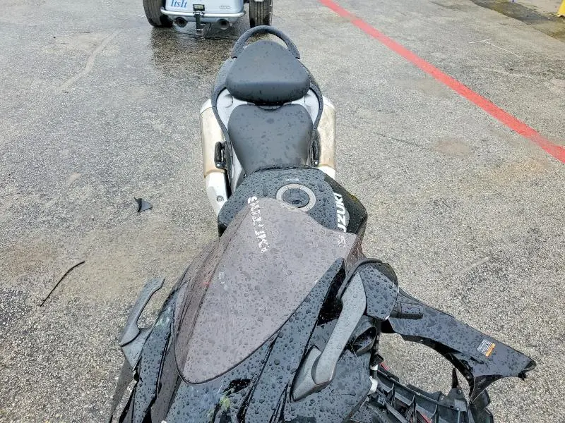 SUZUKI GSX1300 2026