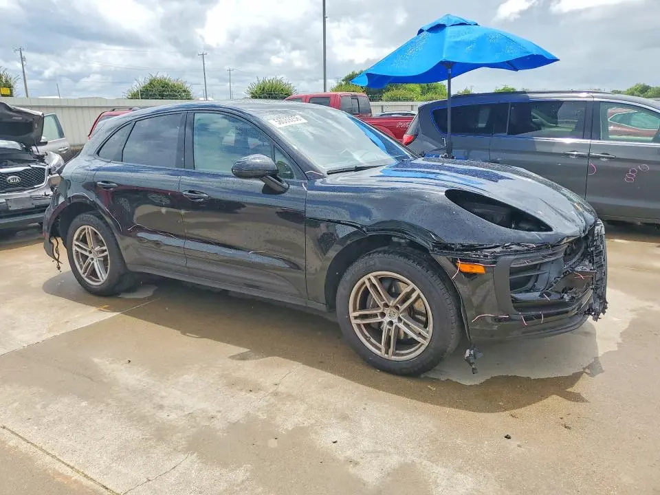 Фото 4 - PORSCHE MACAN