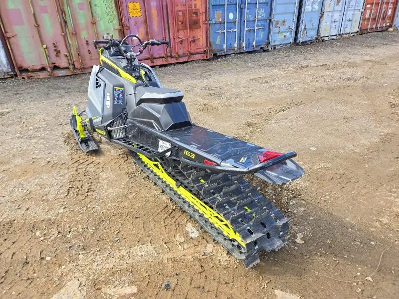 POLARIS MATRYX 2022