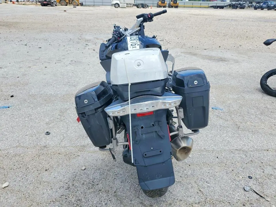 BMW MOTORCYCLE 2024