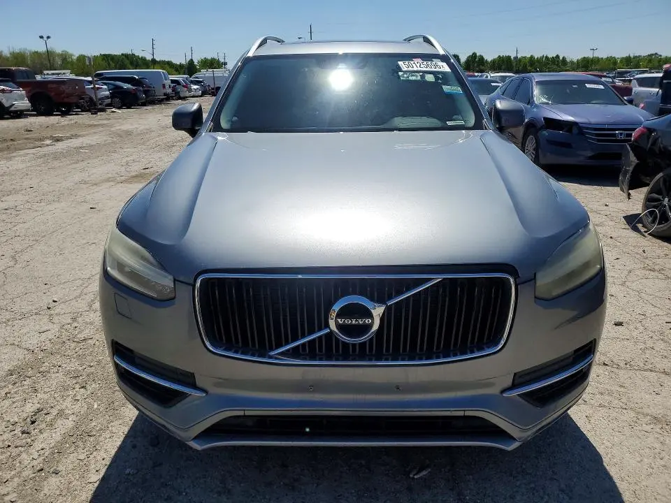 2016 VOLVO XC90